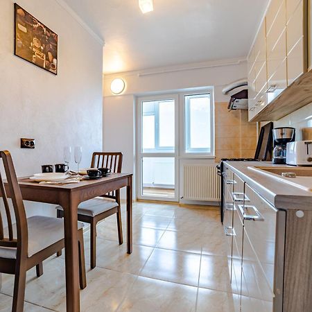 Apartament Garii Brasov Bagian luar foto