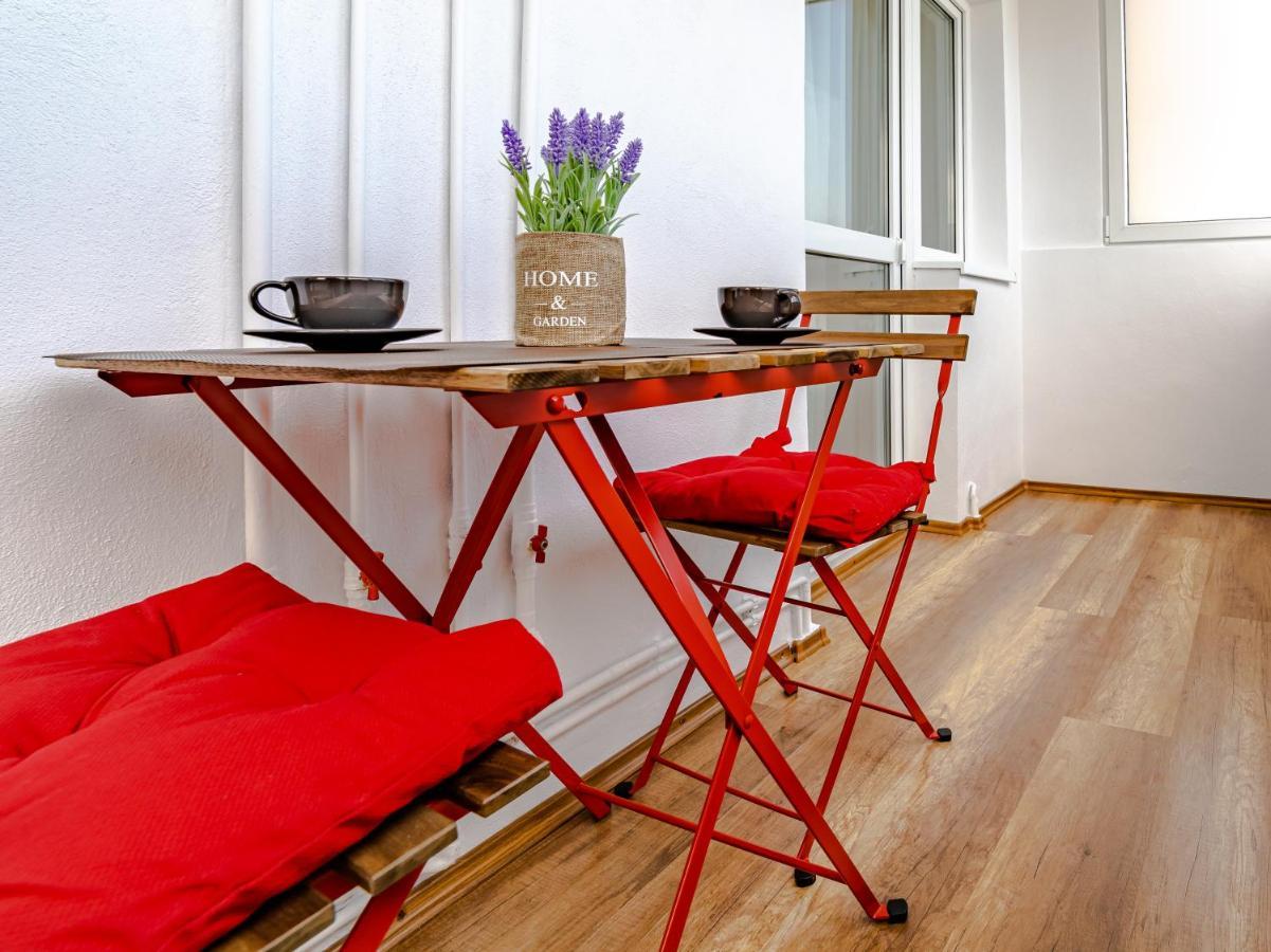 Apartament Garii Brasov Bagian luar foto