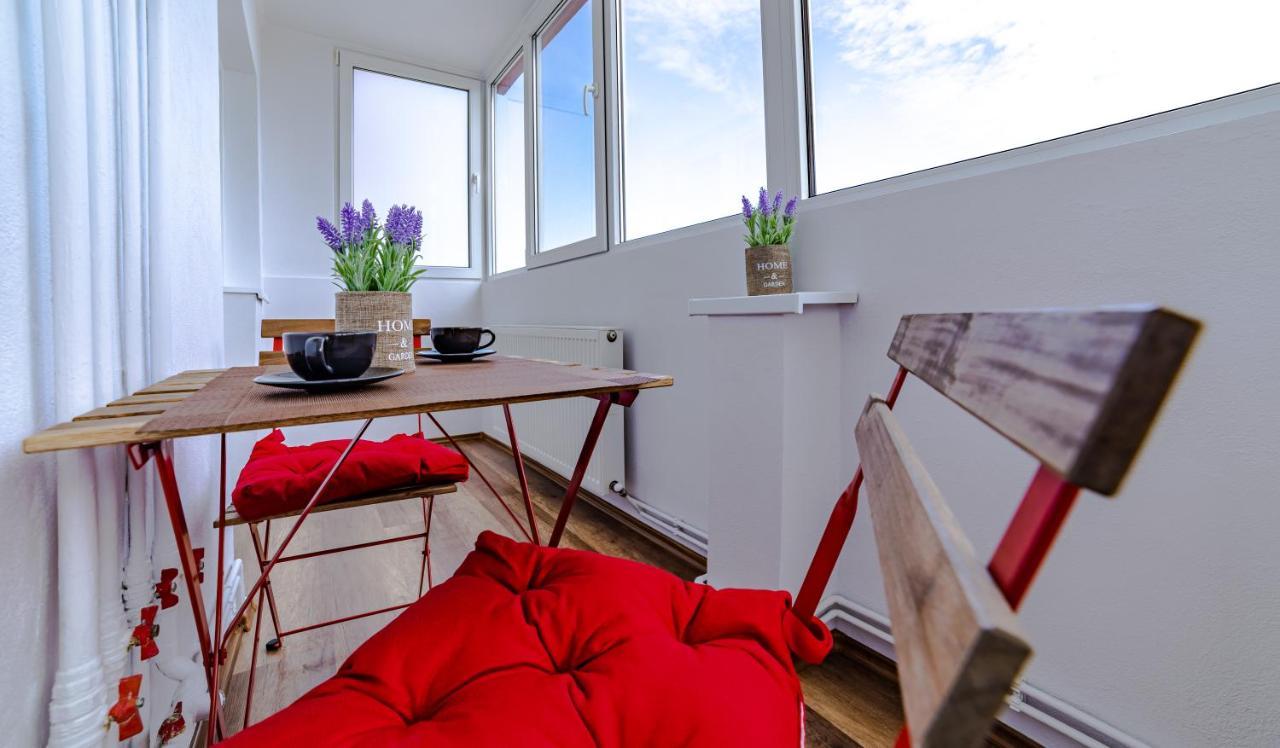 Apartament Garii Brasov Bagian luar foto