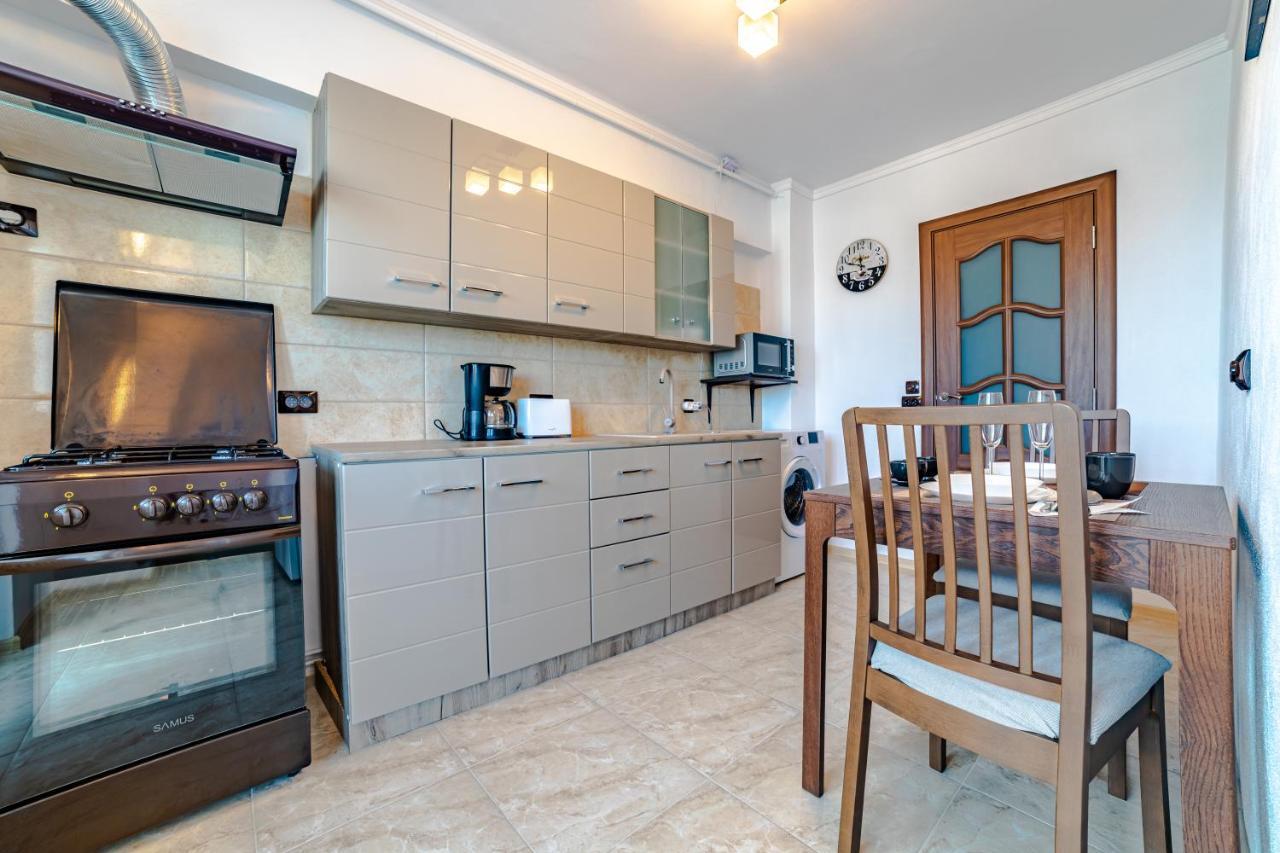 Apartament Garii Brasov Bagian luar foto