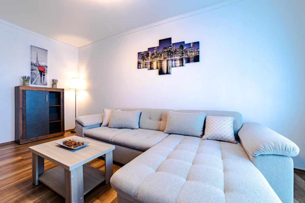 Apartament Garii Brasov Bagian luar foto