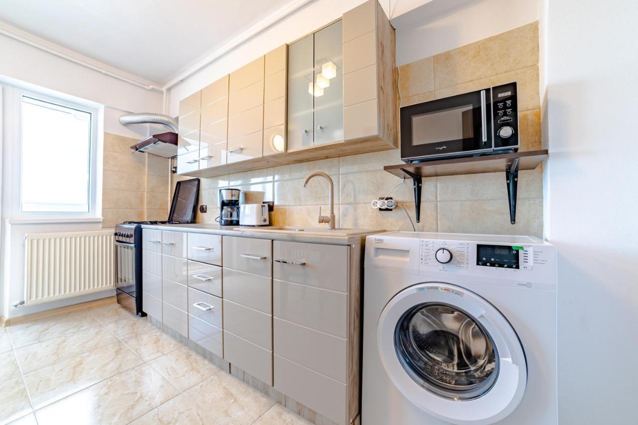 Apartament Garii Brasov Bagian luar foto