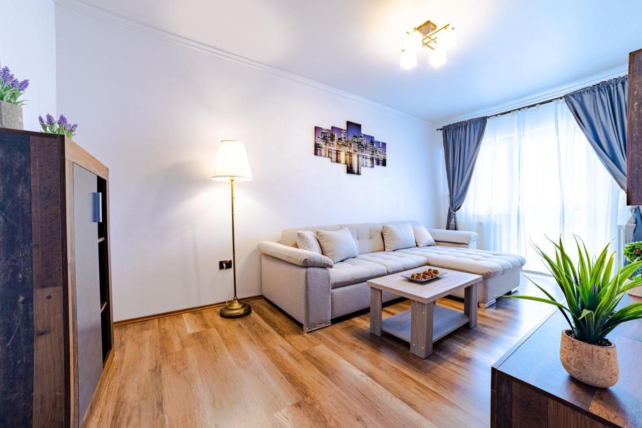Apartament Garii Brasov Bagian luar foto